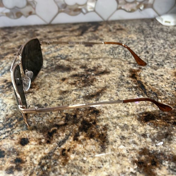 NWOT Kenneth Cole Reaction sunglasses - Picture 4 of 8